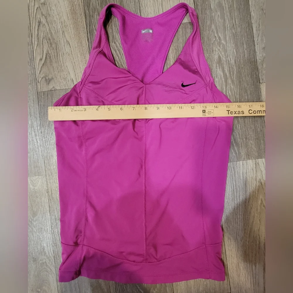 Nike Womens Dri-Fit Purple Pink ‎ Workout Gym Sleeveless Top Tank Size Medium